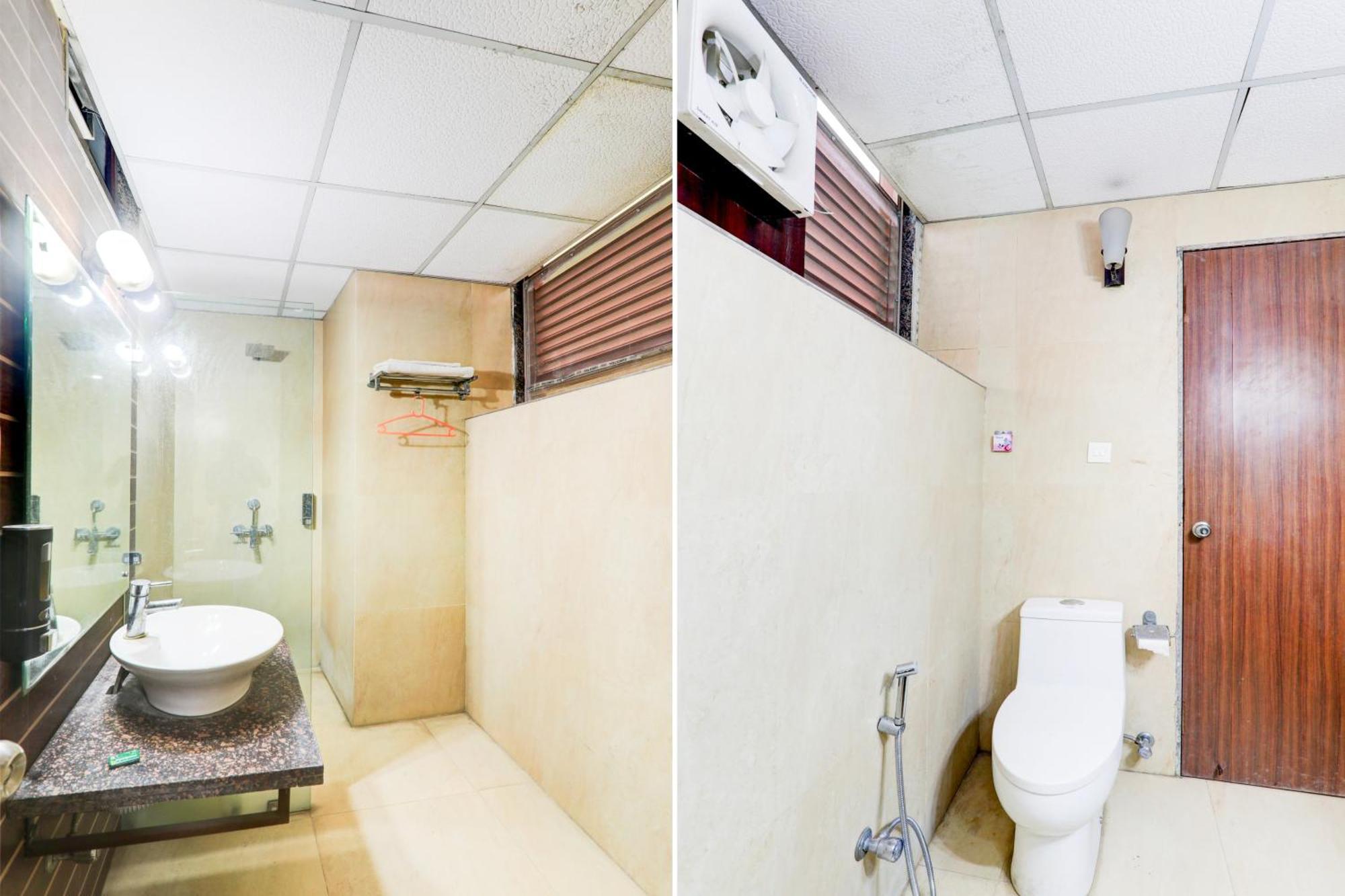 Townhouse Sakura Hotel Lucknow Exterior photo